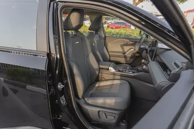 Toyota RAV4 LUXURY | 2026 | 4WD | V4 2.5L Hybrid | Full Option No.1  (EXPORT ONLY)-19