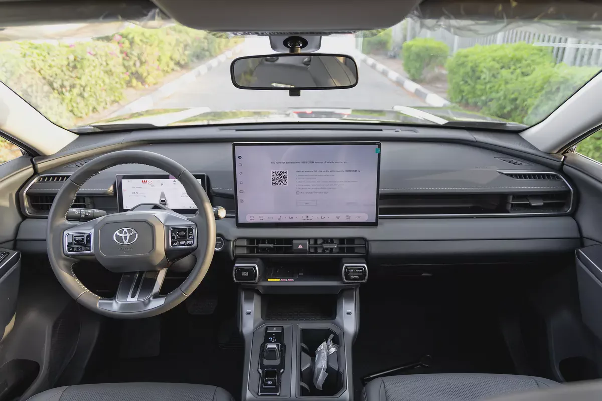Toyota RAV4 LUXURY | 2026 | 4WD | V4 2.5L Hybrid | Full Option No.1  (EXPORT ONLY)-10-10