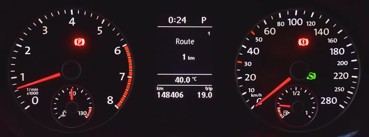 EXCELLENT DEAL for our Volkswagen Passat ( 2016 Model ) in Red Color GCC Specs-12-12
