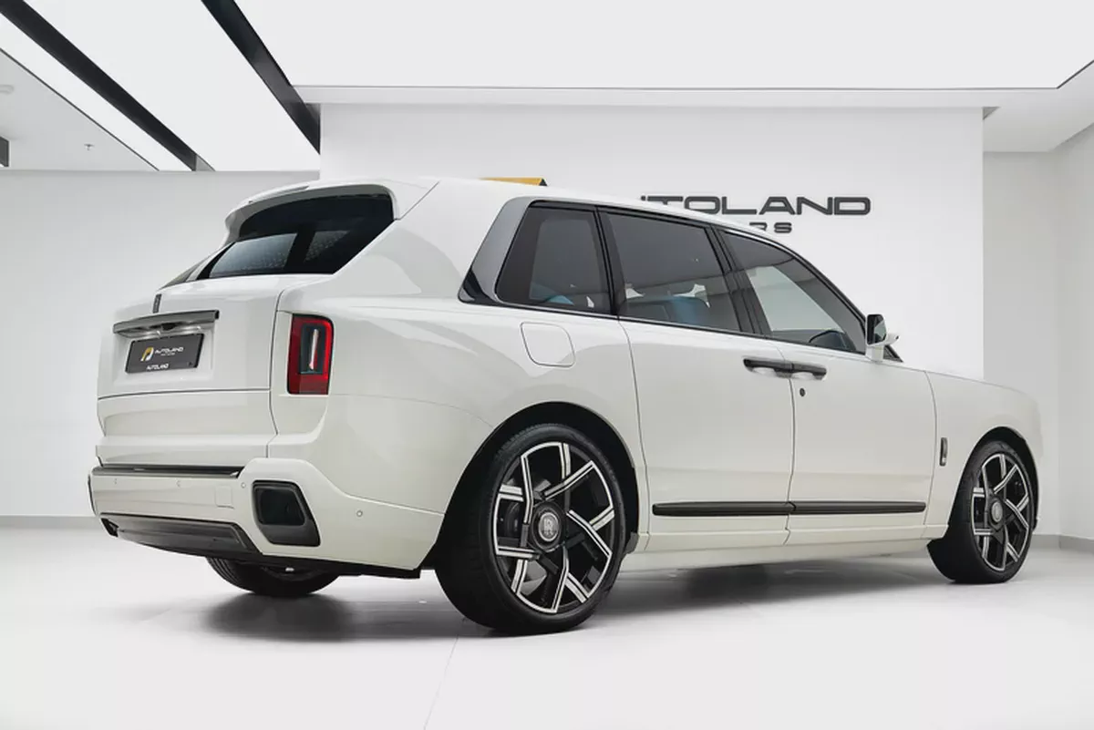 2026 ROLLS ROYCE CULLINAN |BLACK BADGE | GCC | CLOUD DESIGN INTERIOR | FULL OPTION-1-1