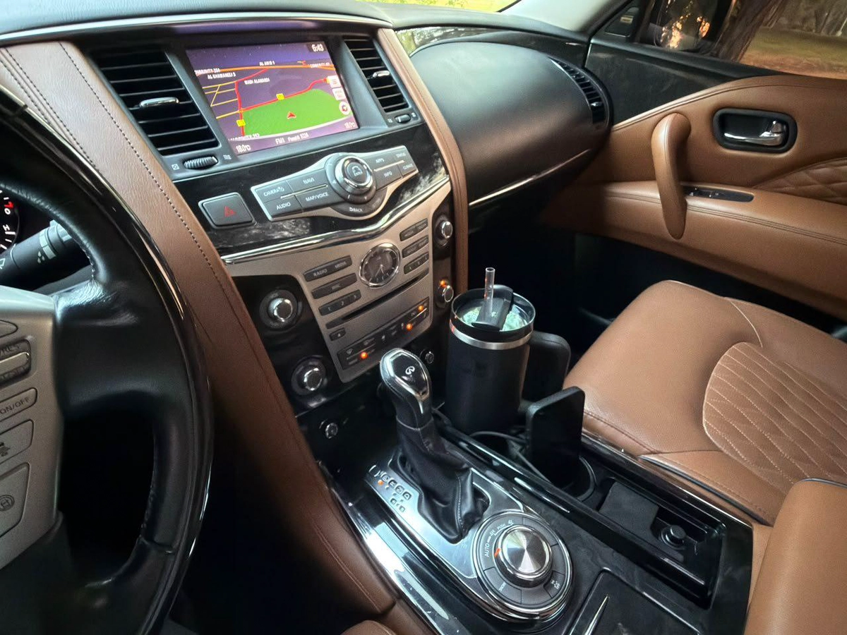 Gulf Specs 2018 INFINITI QX80 50TH Anniversary Edition Sensory Proactive (Top) 8-Seater 5.6Litre V8-2-2