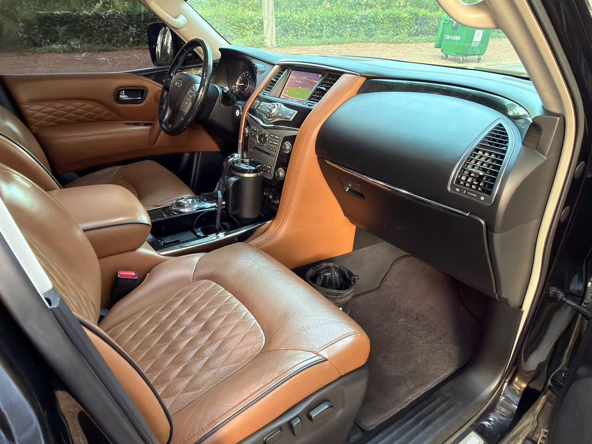 Gulf Specs 2018 INFINITI QX80 50TH Anniversary Edition Sensory Proactive (Top) 8-Seater 5.6Litre V8-16-16