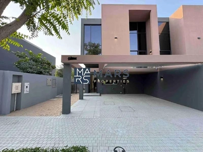 3 BEDROOM CORNER TOWNHOUSE|READY TO MOVE|FOR RENT|IN ROBINIA MASAAR-0