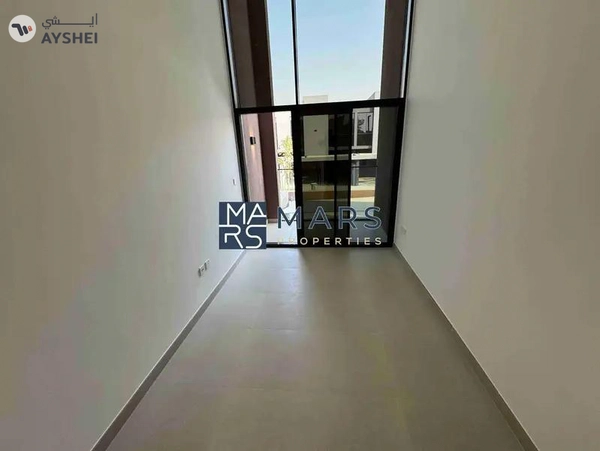 3 BEDROOM CORNER TOWNHOUSE|READY TO MOVE|FOR RENT|IN ROBINIA MASAAR