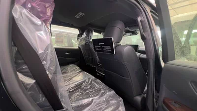 Toyota Land Cruiser GXR EXPORT ONLY - Toyota LC300 4.0L (Black Interior)-10