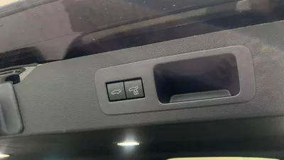 Toyota Land Cruiser GXR EXPORT ONLY - Toyota LC300 4.0L (Black Interior)-8