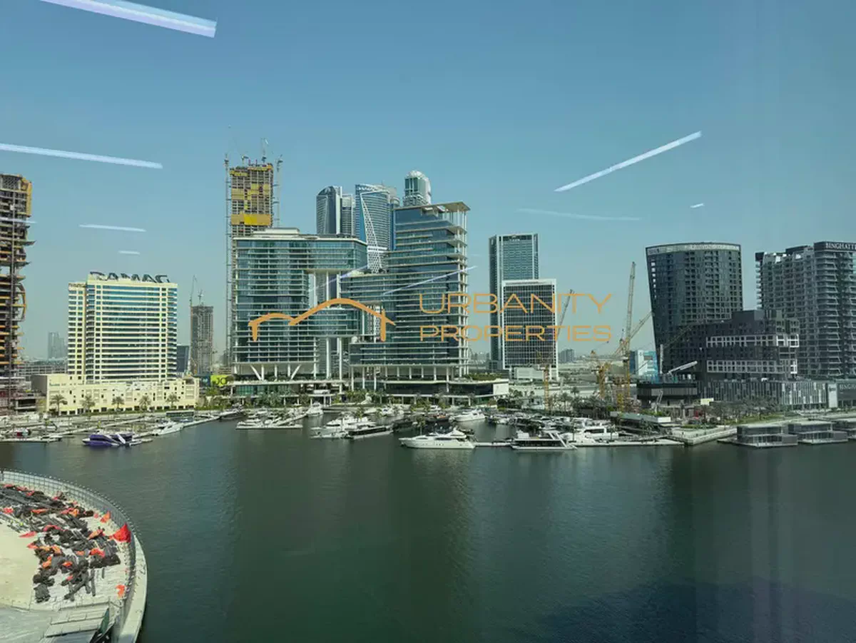 Fitted Office with Full Canal View | 5 Glass Cabins | 1,165 Sqft-2-2