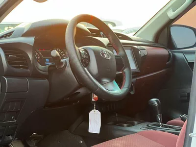 Toyota Hilux  2022 Toyota Hilux - 2.7L V4 - Full Automatic Patrol - 4x4 AWD - Off Road Edition --14