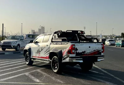 Toyota Hilux  2022 Toyota Hilux - 2.7L V4 - Full Automatic Patrol - 4x4 AWD - Off Road Edition --6