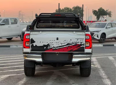 Toyota Hilux  2022 Toyota Hilux - 2.7L V4 - Full Automatic Patrol - 4x4 AWD - Off Road Edition --7
