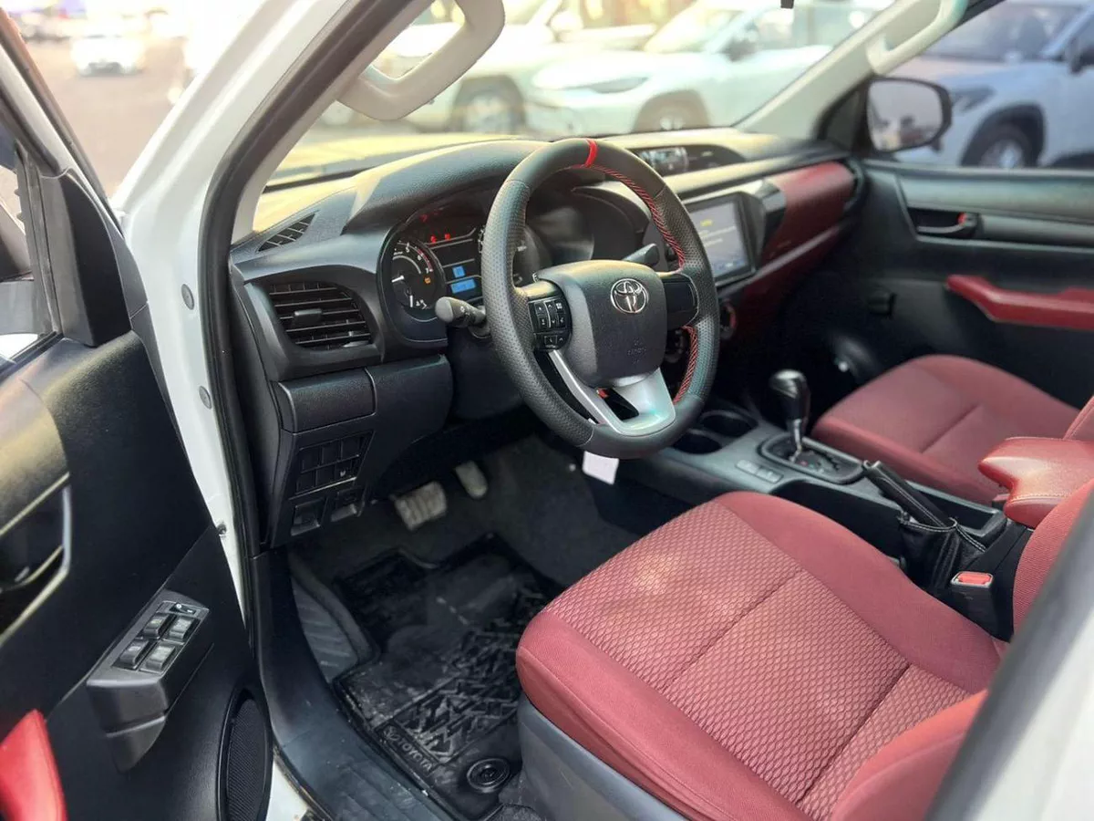 Toyota Hilux  2022 Toyota Hilux - 2.7L V4 - Full Automatic Patrol - 4x4 AWD - Off Road Edition --13-0