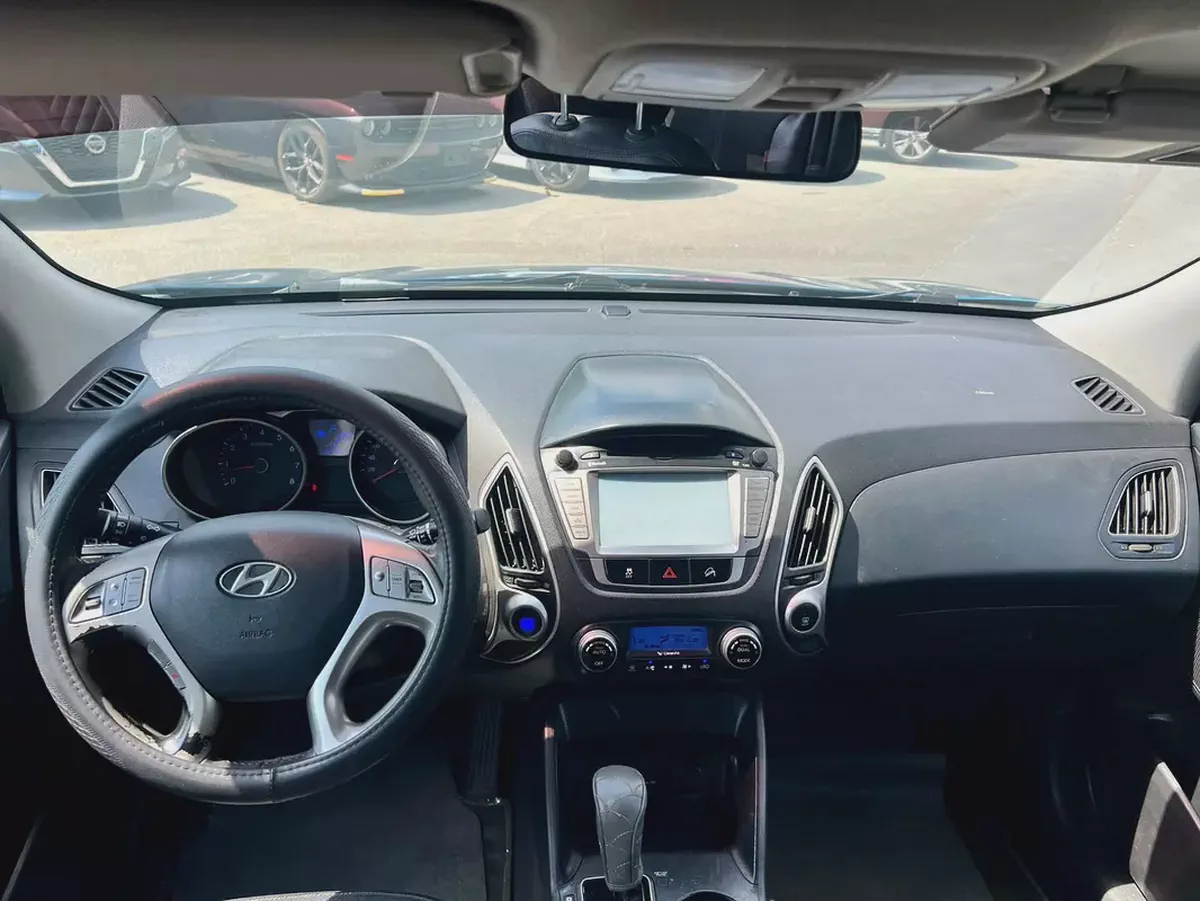 2014 Hyundai Tucson Limited GCC Specs-15-15