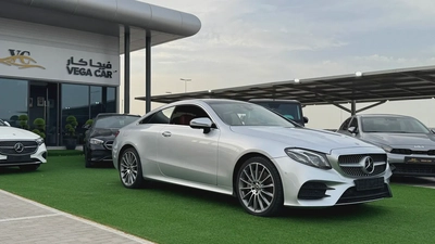 Mercedes E 450 coupe super clean-2