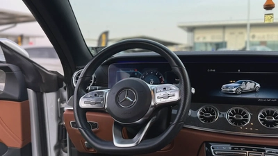 Mercedes E 450 coupe super clean-13