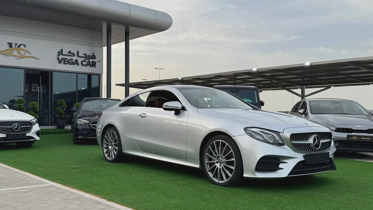 Mercedes E 450 coupe super clean-2-2