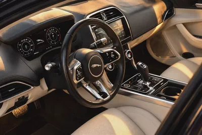 2020 Jaguar XE P250 European Specs-5