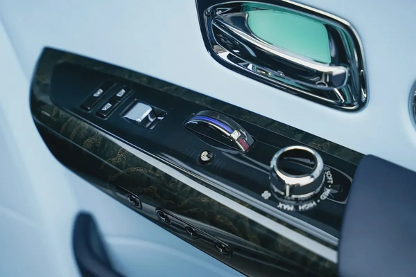 2026 ROLLS-ROYCE PHANTOM EWB WITH 5 YEARS WARRANTY AND SERVICE CONTRACT