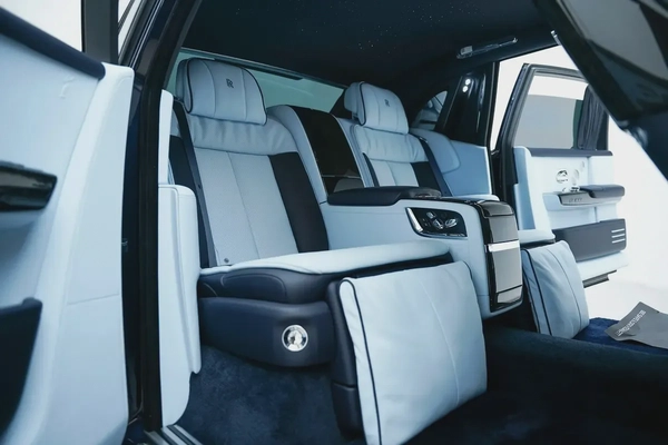 2026 ROLLS-ROYCE PHANTOM EWB WITH 5 YEARS WARRANTY AND SERVICE CONTRACT