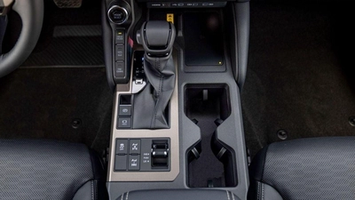 Toyota Prado ADVENTURE 1ST EDITION 250 2.8D AT FIRST EDITION MY20245– SAND & GREY ROOF-9