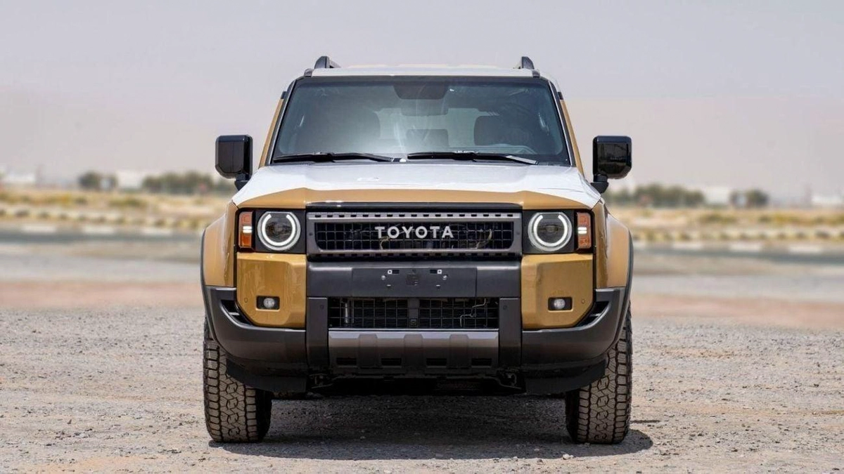 Toyota Prado ADVENTURE 1ST EDITION 250 2.8D AT FIRST EDITION MY20245– SAND & GREY ROOF-1-0