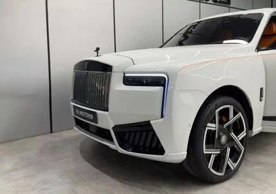 Rolls Royce Cullinan Silver Badge 2022 Silver Badge with 2026 Facelift GCC specs-4
