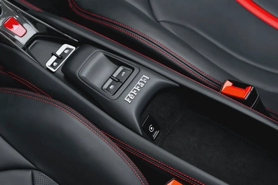 2022 FERRARI F8 SPIDER | MAIN DEALER SERVICE-19