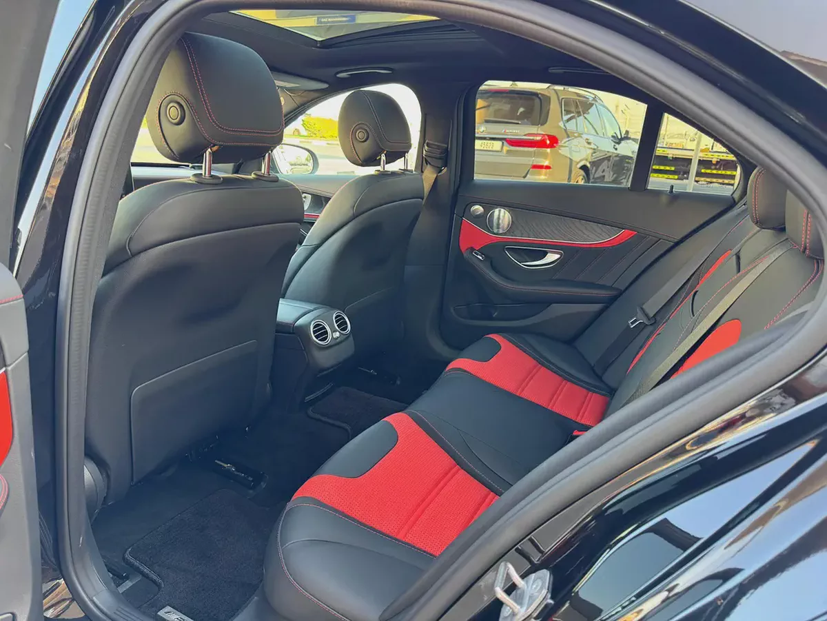 MERCEDES BENZ C63s AMG V8 LOW KILOMETER AUCTION GRADE 4. 5/B-11-11