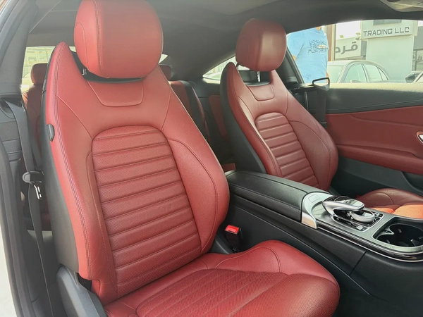 2018. C300 coupe. Gcc spec.