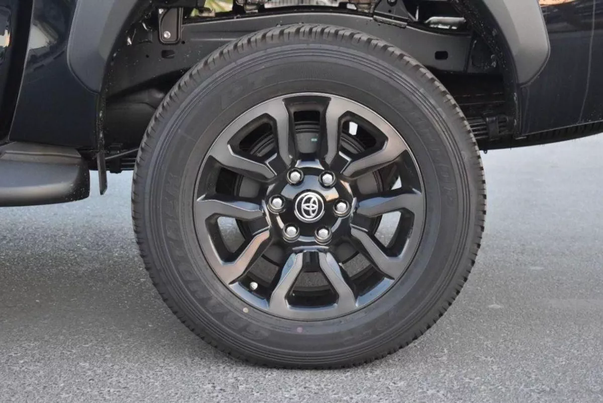 Toyota Hilux ADVENTURE HILUX ADVANTURE 2.8L DIESEL 2025-11-0