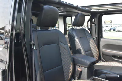 WRANGLER SAHARA 2023 | BLACK-10