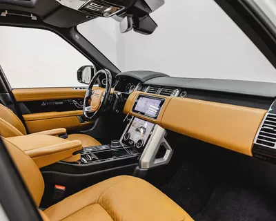 RANGE ROVER VOGUE SE SUPERCHARGED - 2018 - GCC - EXCELLENT CONDITION-7