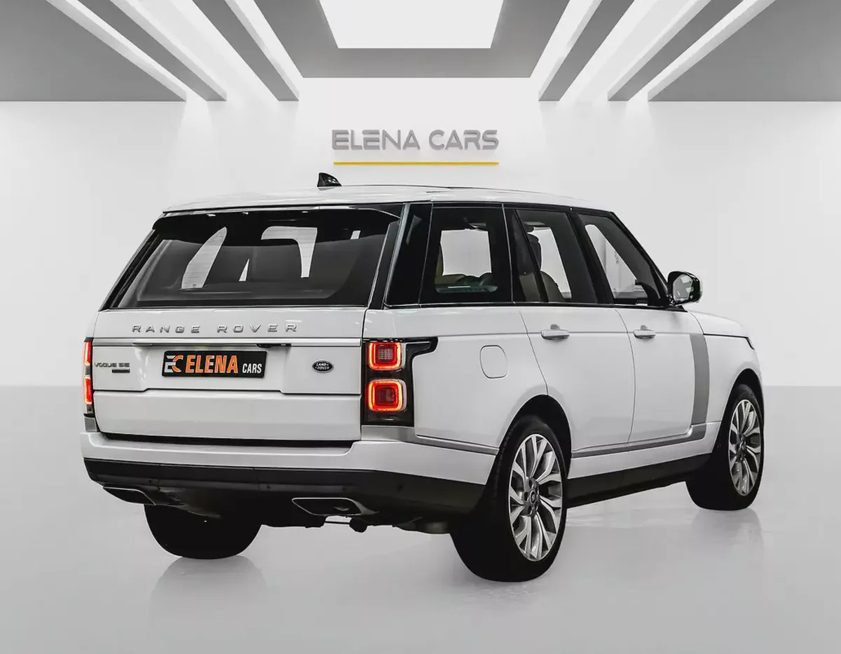 RANGE ROVER VOGUE SE SUPERCHARGED - 2018 - GCC - EXCELLENT CONDITION-3-3