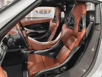 PORSCHE CARRERA GT, FULL SERVICE HISTORY, MAJOR SERVICE FROM AL NABOODAH,EXCELLENT CONDITION-10