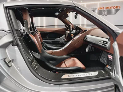 PORSCHE CARRERA GT, FULL SERVICE HISTORY, MAJOR SERVICE FROM AL NABOODAH,EXCELLENT CONDITION-11