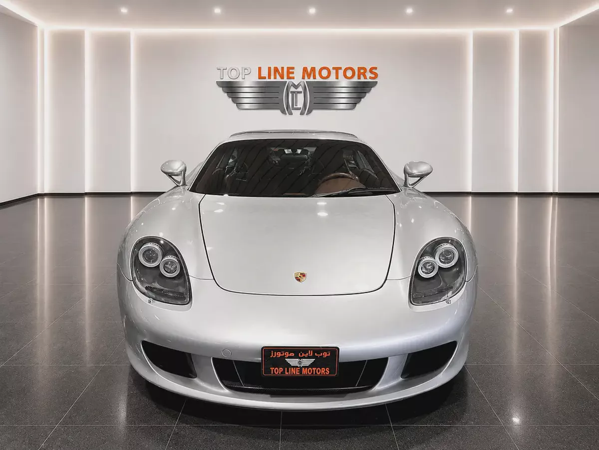 PORSCHE CARRERA GT, FULL SERVICE HISTORY, MAJOR SERVICE FROM AL NABOODAH,EXCELLENT CONDITION-4-4