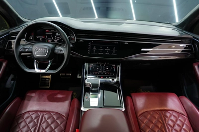Audi SQ7 Quattro-1