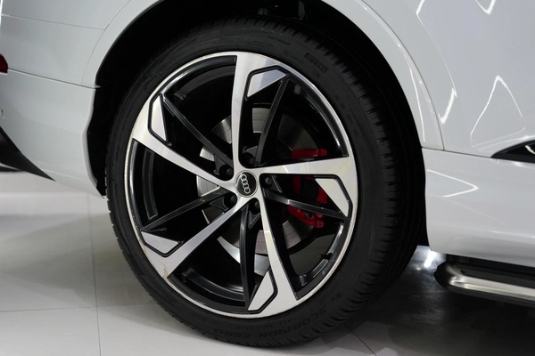 Audi SQ7 Quattro