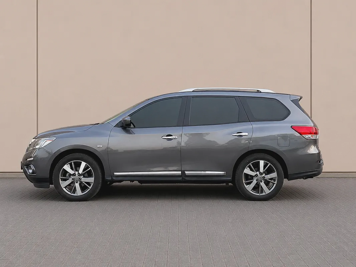 AED 901 EMI I P.M I UNDER WARRANTY | NISSAN | PATHFINDE | SL | GCC | 3.5L V6 | 2016 | 0% DOWNPAYMENT-4-4