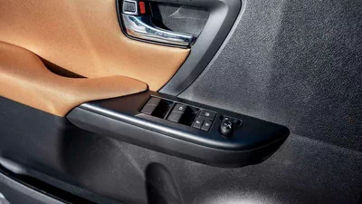 Toyota Fortuner EXR-10