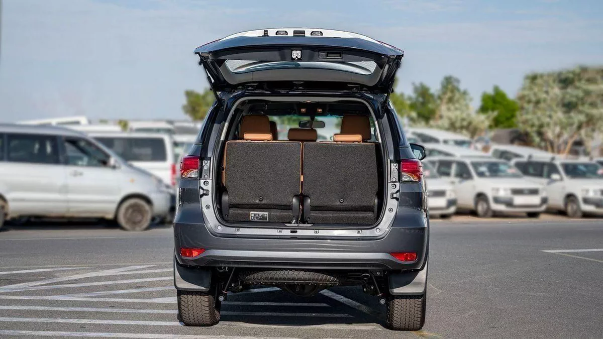 Toyota Fortuner EXR-12-0