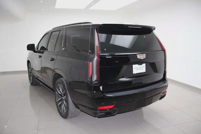 2023 Cadillac Escalade Sport Platinum | GCC Specs | Low Mileage-2