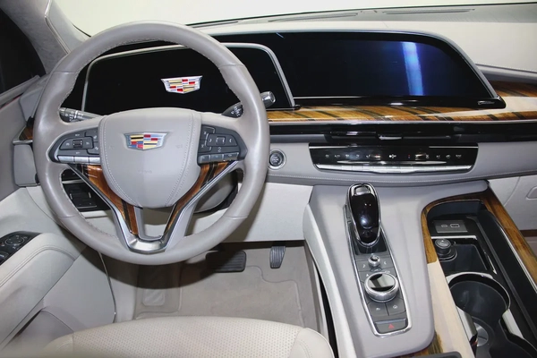 2023 Cadillac Escalade Sport Platinum | GCC Specs | Low Mileage