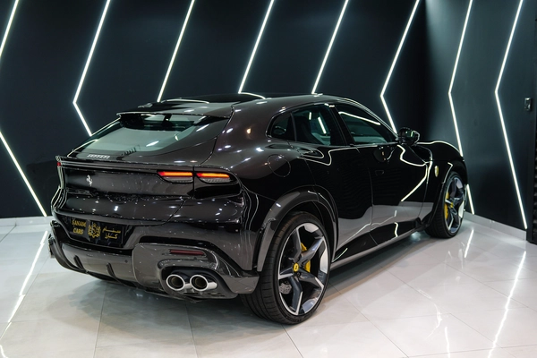 Ferrari Purosangue 2025