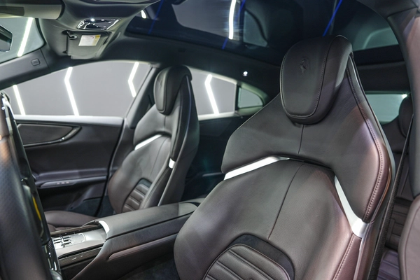 Ferrari Purosangue 2025