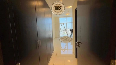 spacious 3bhk in sheikh zayad road rent only 235k-8