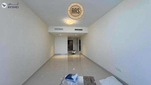 spacious 3bhk in sheikh zayad road rent only 235k