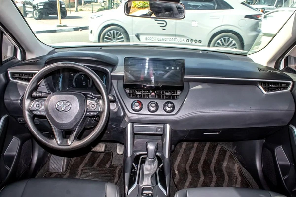 2024 - TOYOTA COROLLA CROSS - CHINESE SPECS - ONLY 8,000 KM