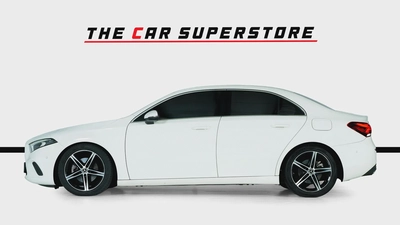 Mercedes A200-GCC-low mileage-well maintained-warranty available-4