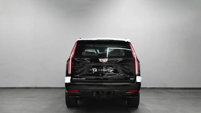 GCC | Cadillac Escalade 600-11