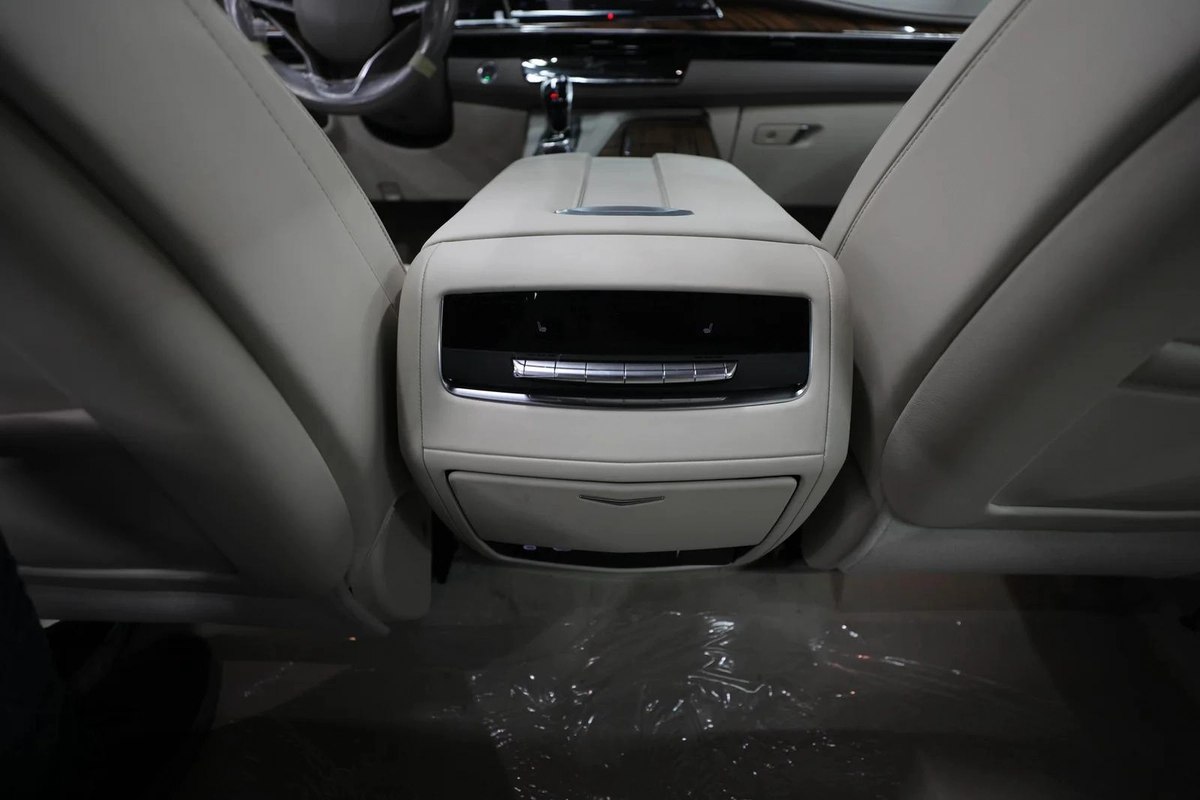 GCC | Cadillac Escalade 600-16-16